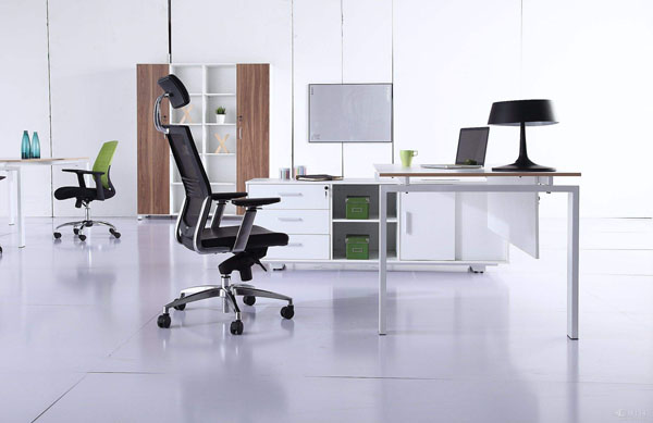 辦公家具磕碰了怎么辦？