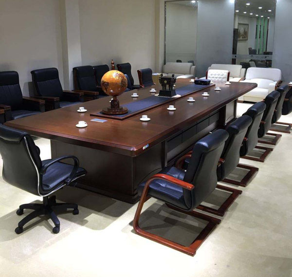 不同材質(zhì)與種類的辦公家具如何養(yǎng)護(hù)？